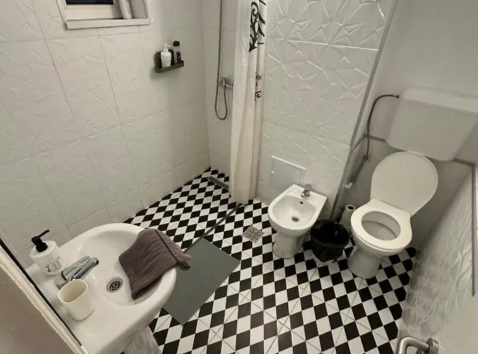 Apartament 36 Bucureşti